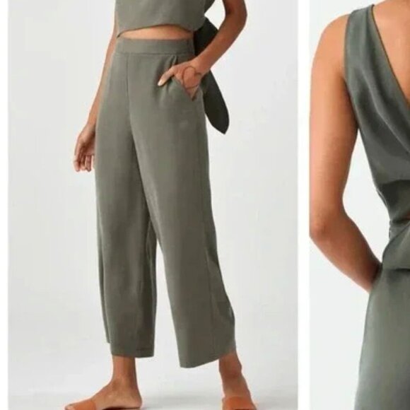 NWT VETTA Capsule Apron Wide Leg Pants Size 8 Olive - Picture 1 of 13